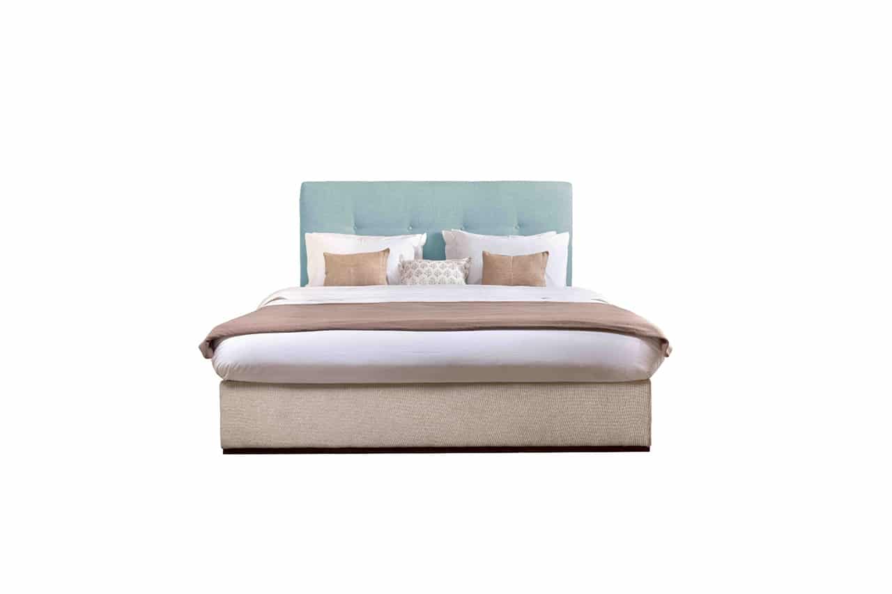 Capitone Queen Size Bed.